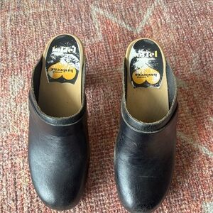 Swedish Hasbeens Black Leather Women's Clogs